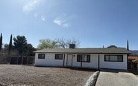 Building Photo - Occupied Do Not Disturb Tenant!! 4 Bedroom in Cottonwood - Contact Property Pros Property Management