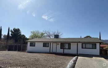 Building Photo - 4 Bedroom in Cottonwood - Contact Property...