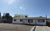 Building Photo - 4 Bedroom in Cottonwood - Contact Property...