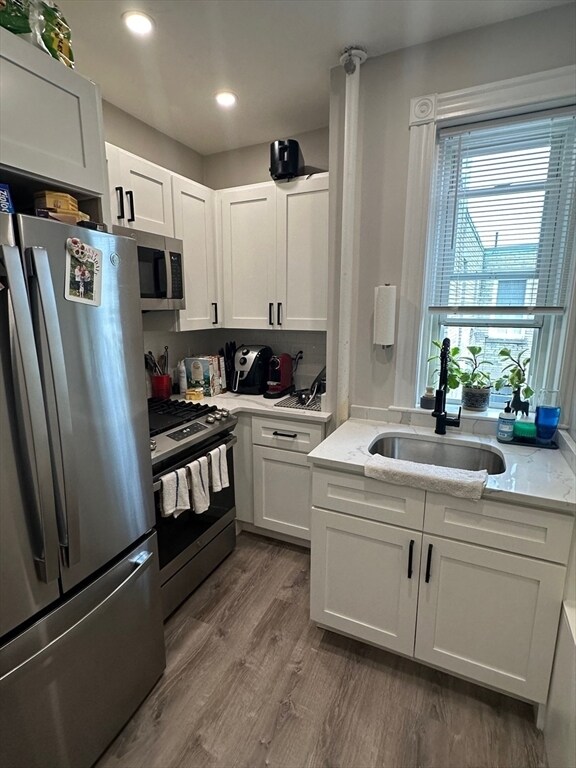 Building Photo - 131 Park Dr