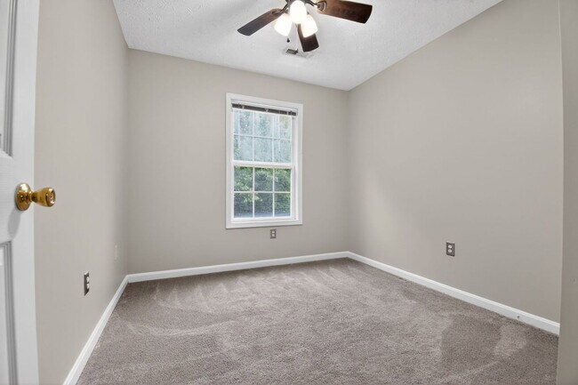 Building Photo - 5539 E Boniwood Turn