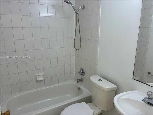 Building Photo - 11611 SW 90th Terrace