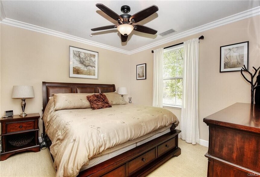 Building Photo - 9 Whitworth St