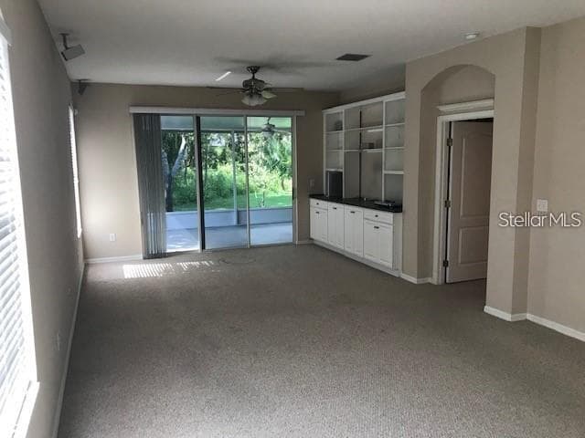 Building Photo - 6029 Sandhill Ridge Dr