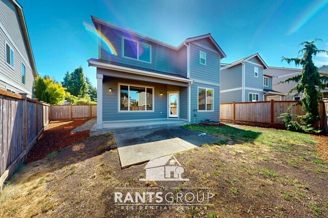 Building Photo - Spacious home in the Olympia School Distri...
