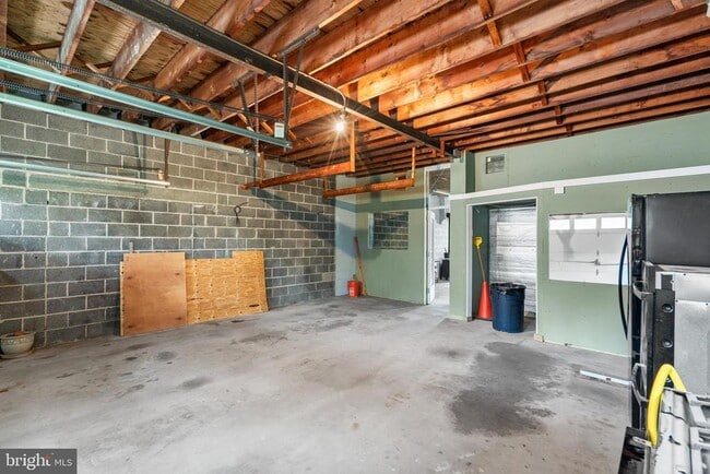 Building Photo - 421 Lafayette St