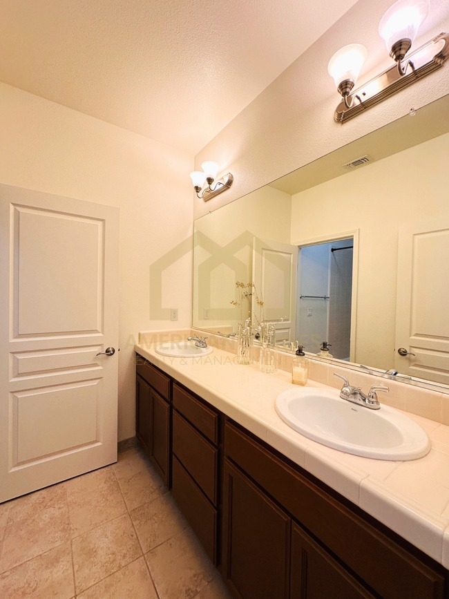 Building Photo - 1623 Barolo Pl