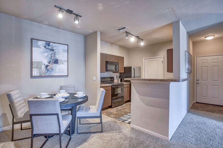 Primary Photo - Spring Creek Apartments