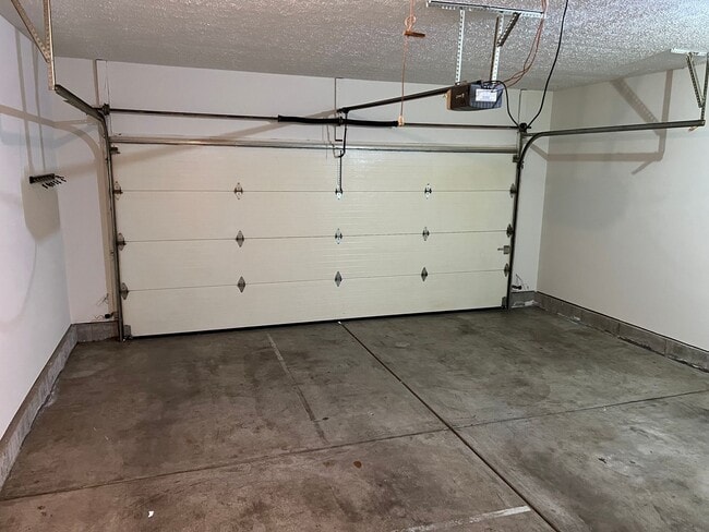 Building Photo - Corner Lot in The Rivers, Ozark