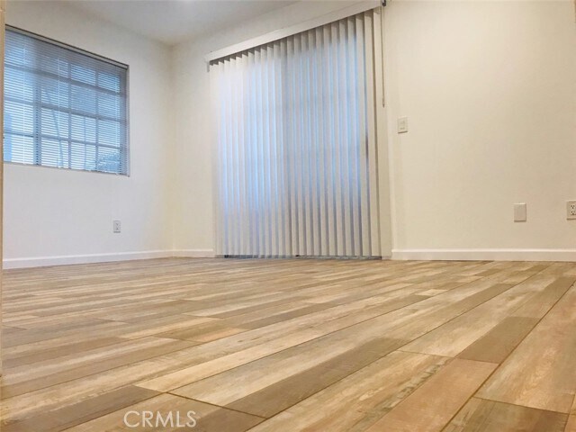 Building Photo - 14253 Gilmore St