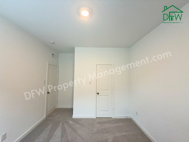 Building Photo - Spacious 4-Bedroom Home with Study & Large Backyard in Princeton, TX!