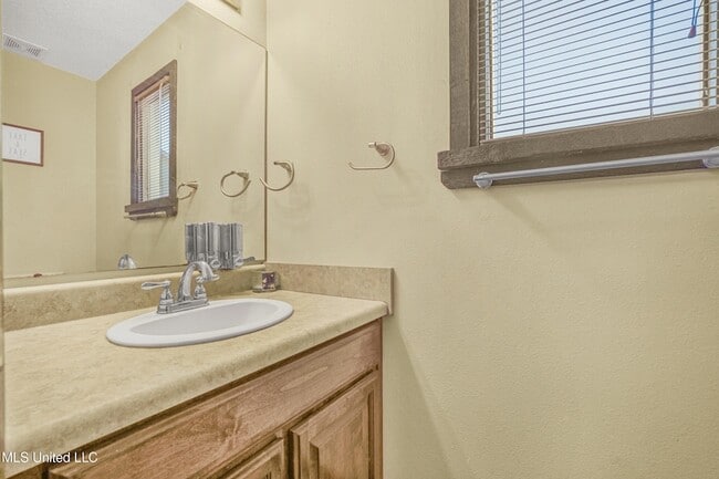 Building Photo - 4409 Shadow Wood Cir