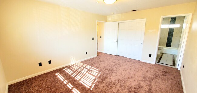 Master Bed - 9880 11th St