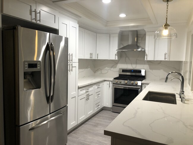 Building Photo - 25146 Markel Dr