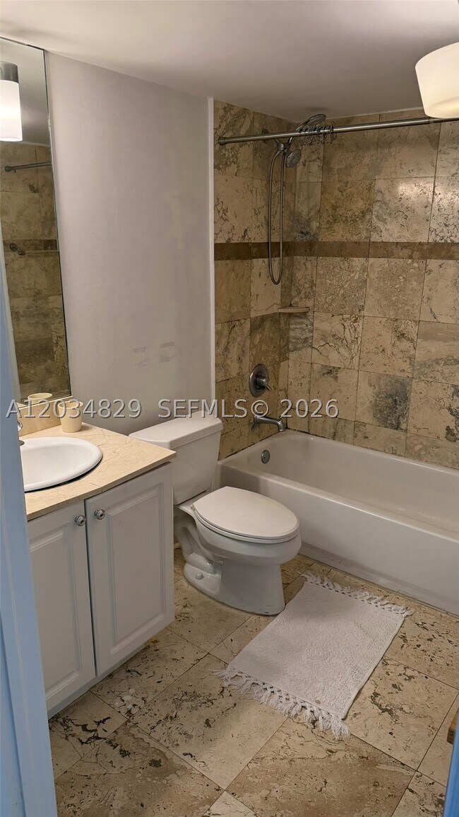 Building Photo - 7800 Collins Ave