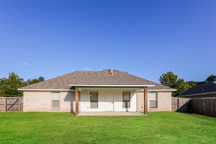 Building Photo - 170 Harvey Cir