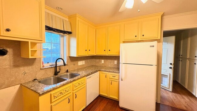 Building Photo - 3330 Band Rd