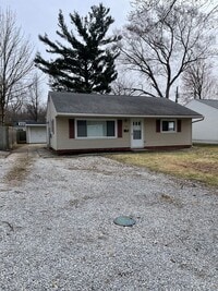 Building Photo - 1747 Benjamin Rd