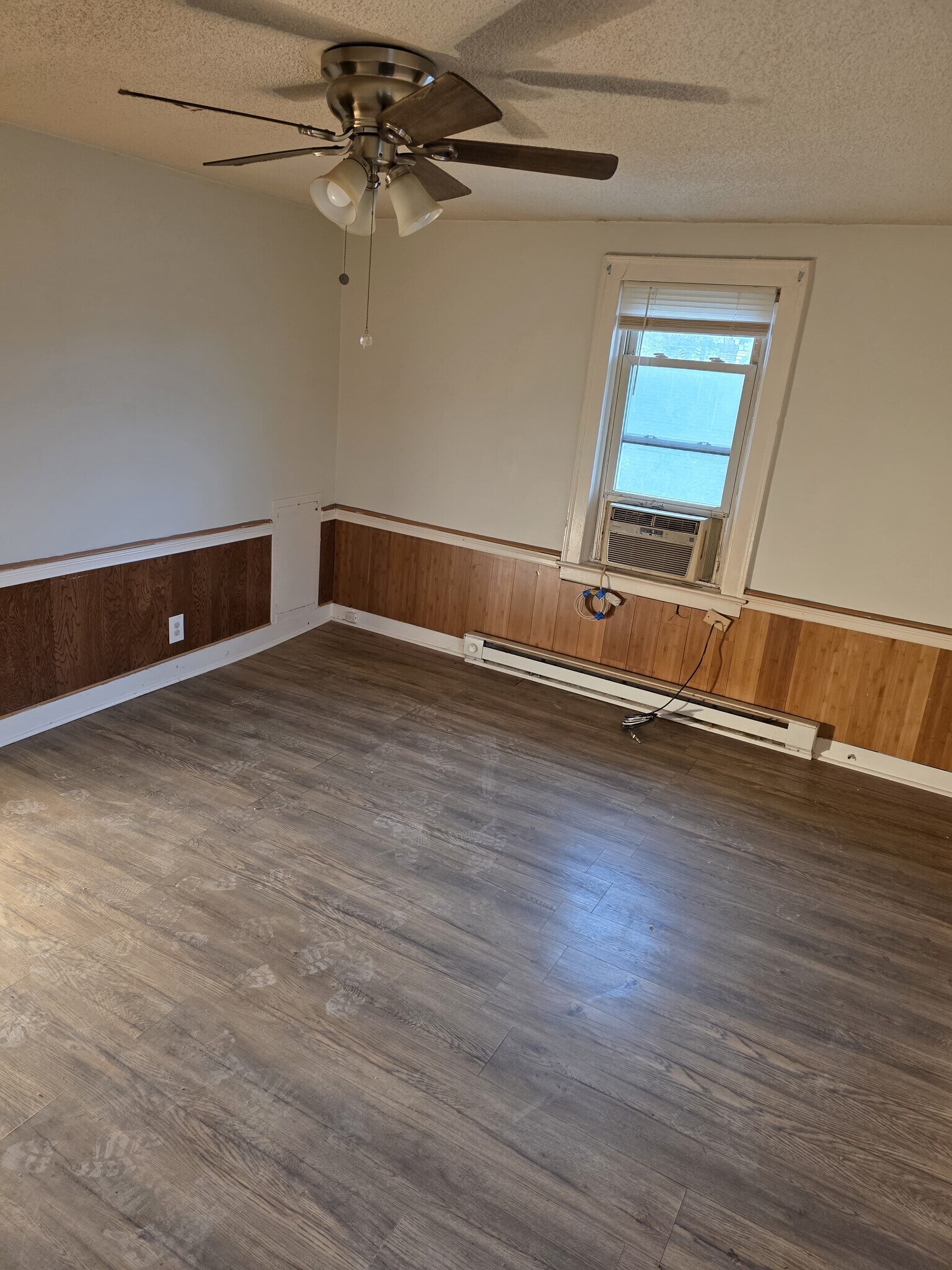 Building Photo - 75 Ashland St