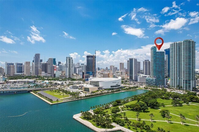 Building Photo - 888 Biscayne Blvd