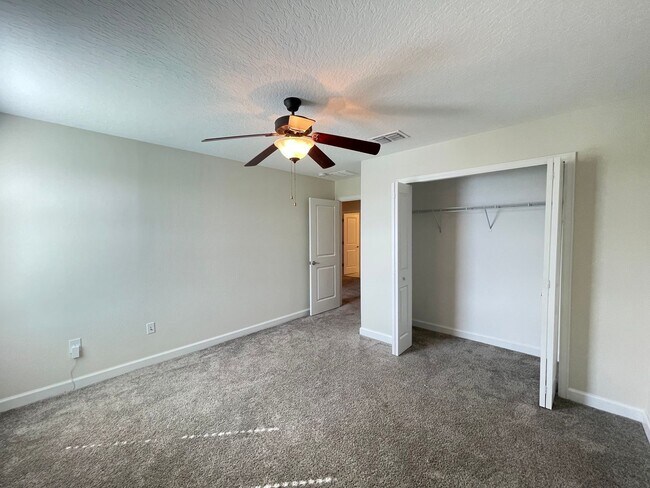 Building Photo - 10881 Longleaf Woods Dr