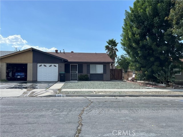 Primary Photo - 589 Solano Dr