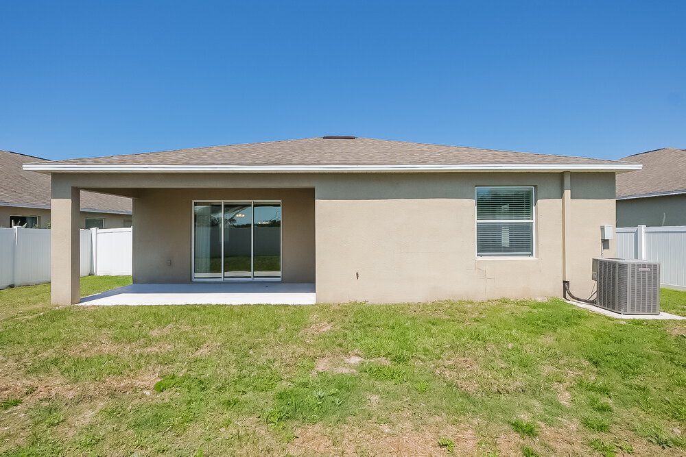 Building Photo - 1309 Oak Pond St