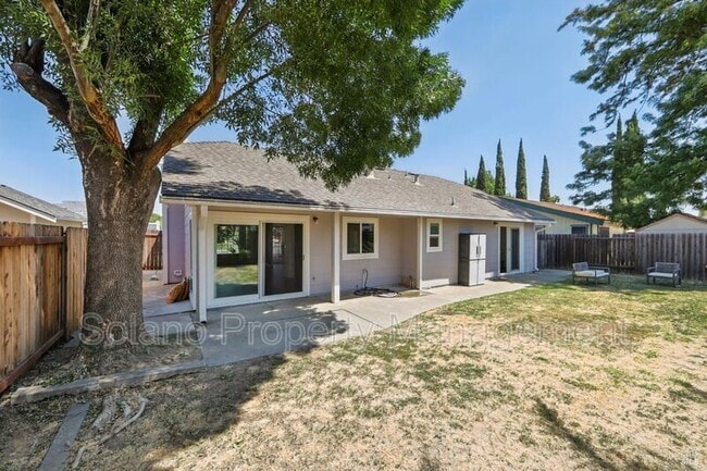 Building Photo - 309 Nancy Ln