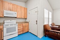 Building Photo - 109 Gillespie Ln