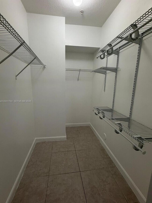 Building Photo - 1300 NE 109th St