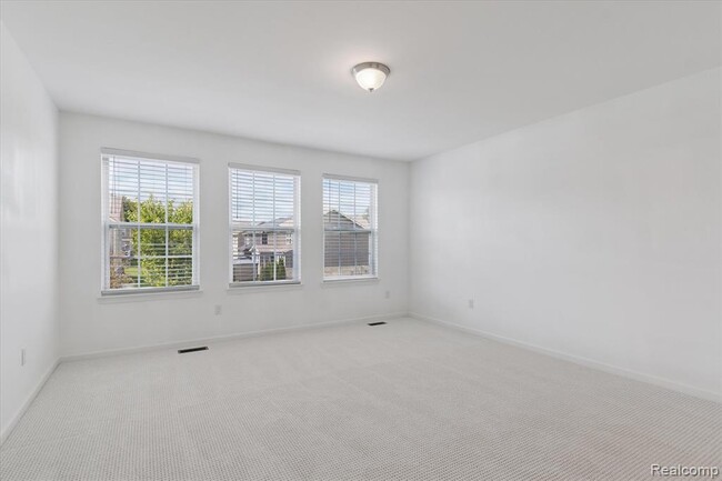 Building Photo - 21422 Navarra Dr