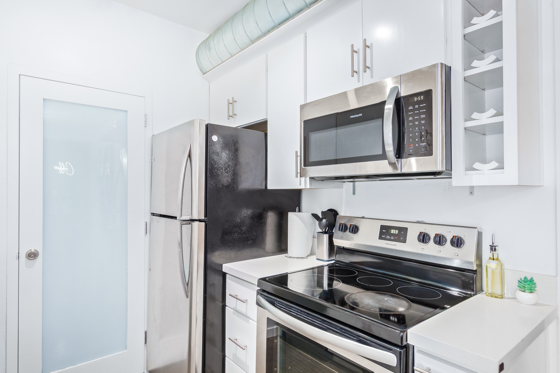 Building Photo - 805 N 4th Ave