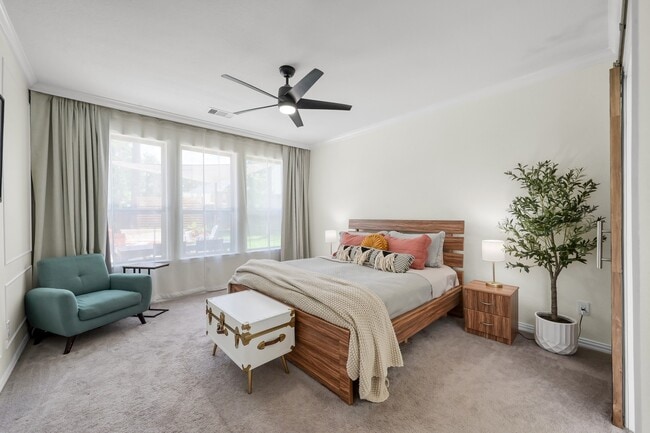 Building Photo - 508 Loft Ct
