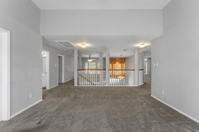 Building Photo - 11910 McKinney Falls Ln