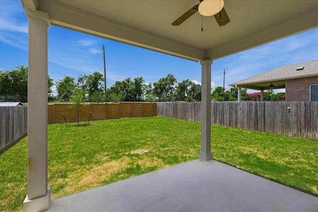 Building Photo - 6407 Principale Dr