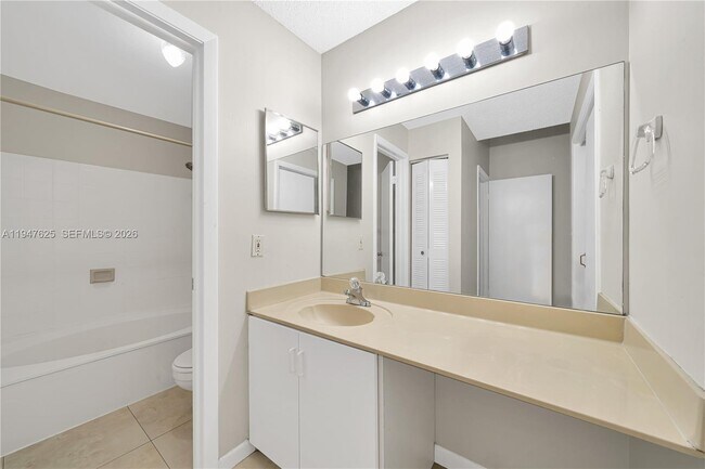 Building Photo - 14325 SW 57th Ln