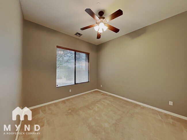 Building Photo - 11962 N Grape Ivy Pl