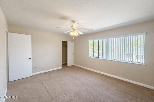 Building Photo - 28825 Conejo View Dr