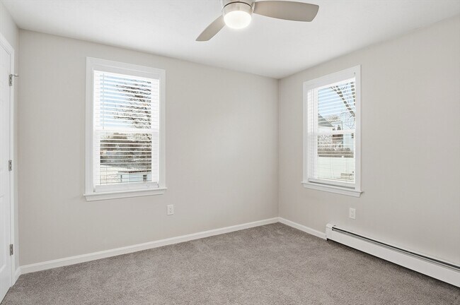 Building Photo - 42 Catalpa Cir