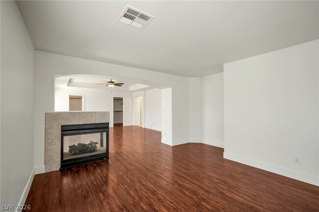 Building Photo - 9711 W Spinnaker Creek Ave