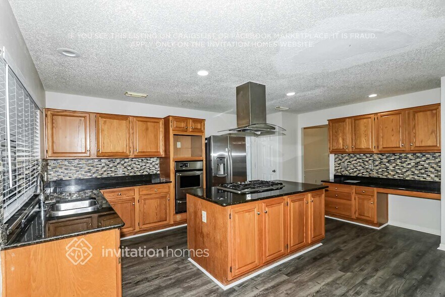 Building Photo - 22947 Benbury Dr
