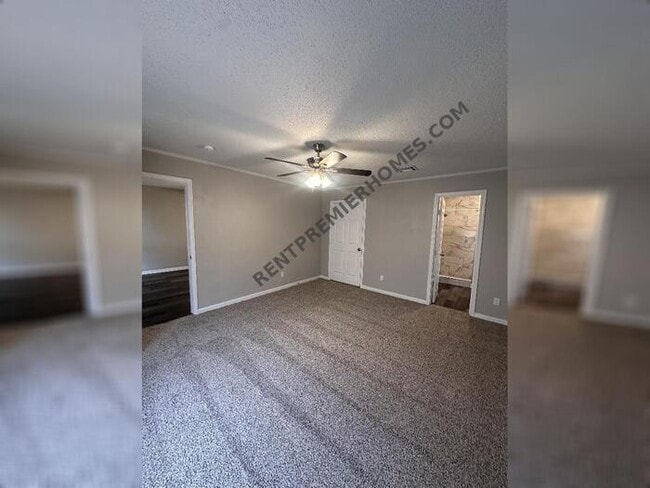 Building Photo - 2101 Flannery Dr