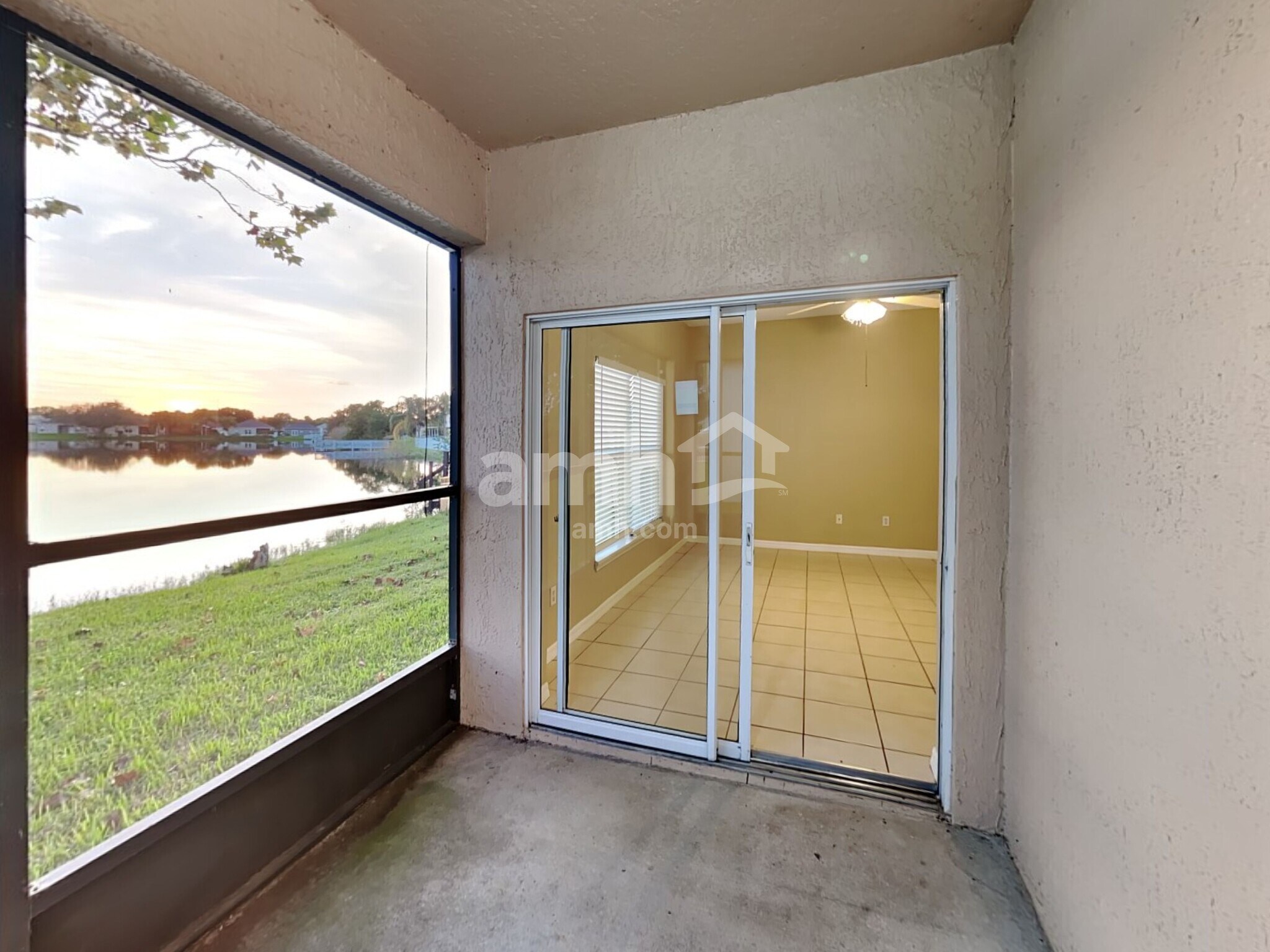 Building Photo - 4470 Waterside Pointe Cir