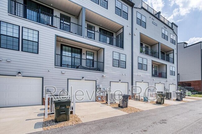 Building Photo - 13274 Coalfield Station Ln