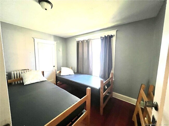 Building Photo - 796 Tower Ave