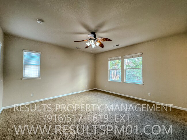 Building Photo - Beautiful 4 Bedroom 3 Bath home