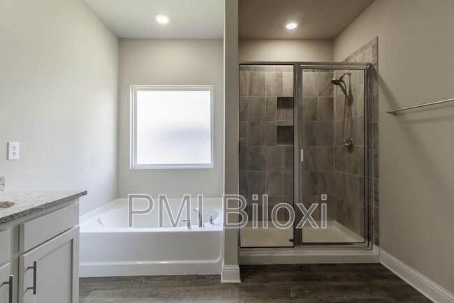 Building Photo - 1208 Carraway Cv