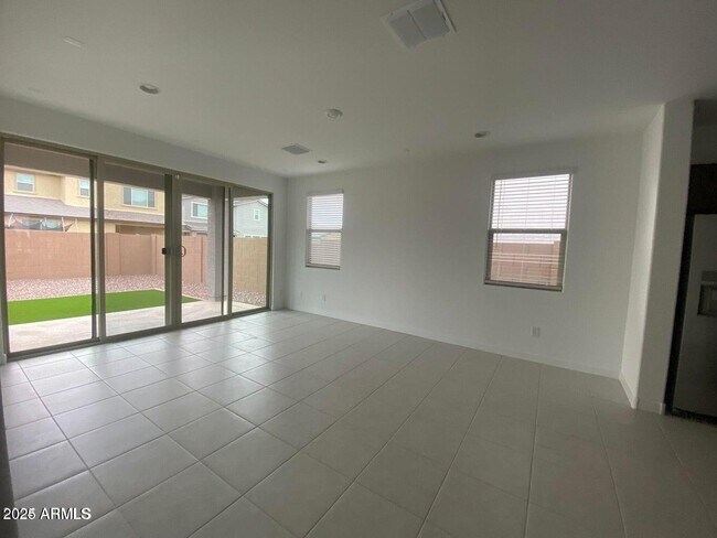 Building Photo - 9449 W Roma Ave