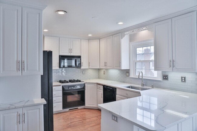 Building Photo - 5423 Rilian Ct