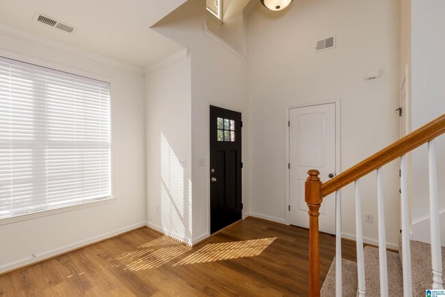 Building Photo - 2332 Ridgemont Dr